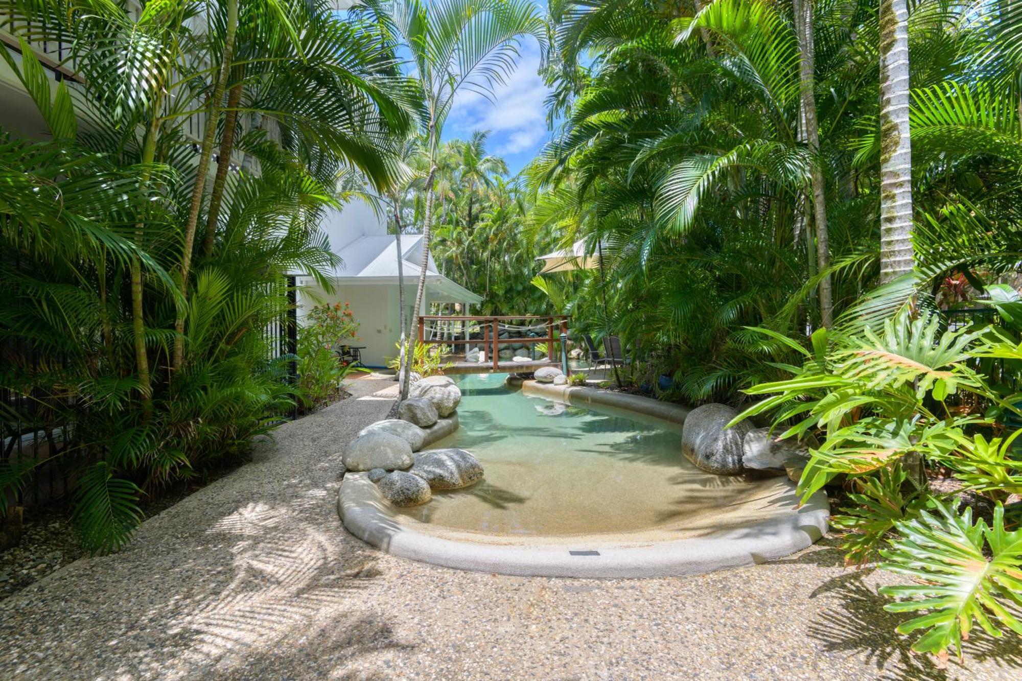 Coral Apartments Port Douglas Esterno foto